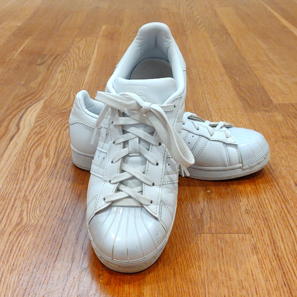 Adidas Superstars, glossy toe, size 7, GUC